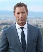 Aaron Eckhart – Biography, Net Worth, Is He Married, Who Is the Wife?