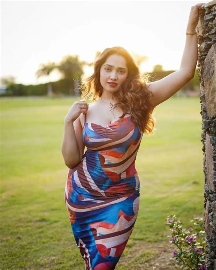 Aditi Mistry: Fitness Model & Bigg Boss Star - Bio & Facts