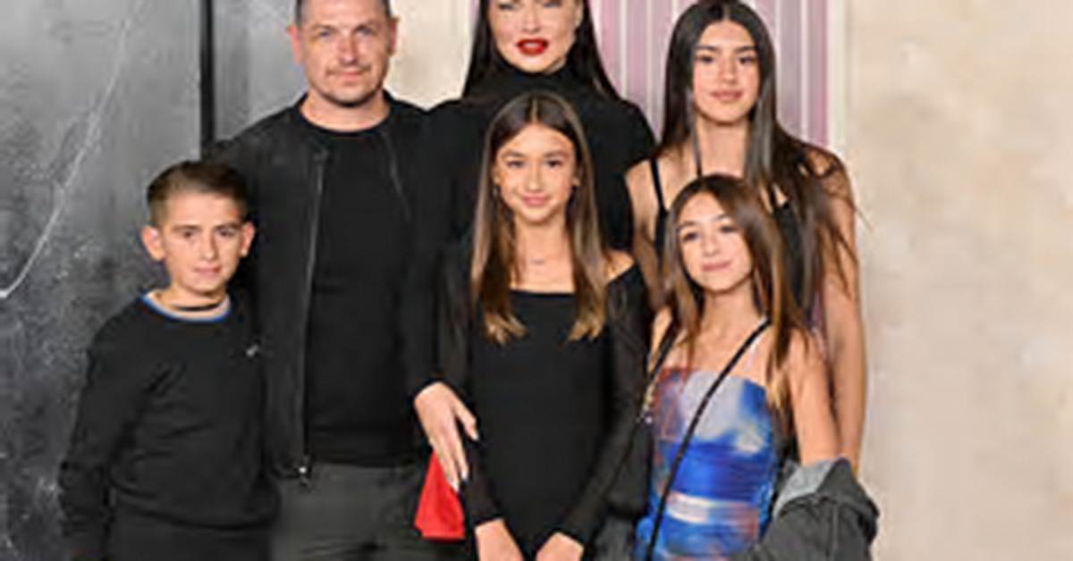 Adriana Lima's Adorable Kids: a Glimpse into Their Lives