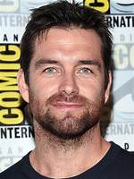Antony Starr's Past and Present Love Life: Girlfriends and Relationships