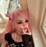 Belle Delphine's Copy Cats: the Imitation Game of Internet Fame