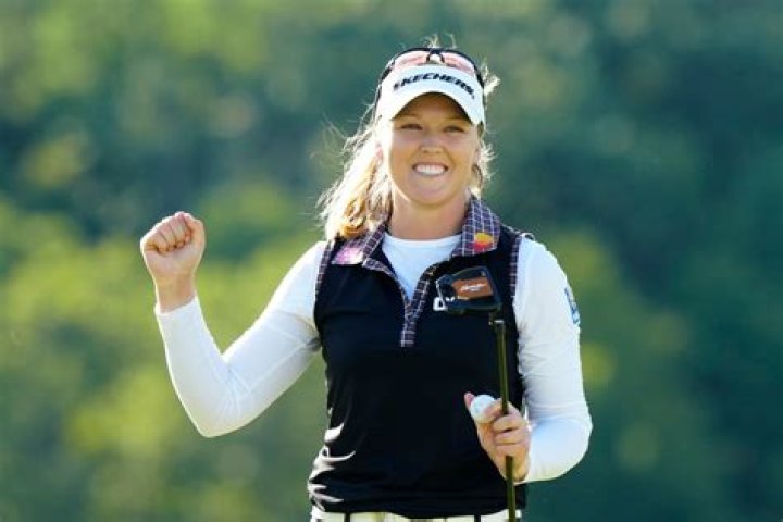 Brooke Henderson's Love Life: Dating, Relationships & More!
