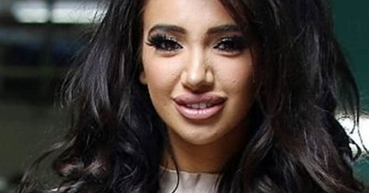 Chloe Khan Bio, Wiki, Age, Height, Husband, Kids, X-Factor, Model, and Net Worth