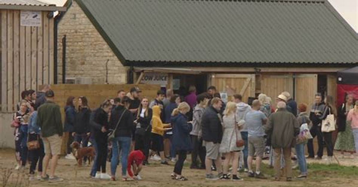 Clarkson's Farm Restaurant Closed but Diddly Squat Shop Reopens in 2023