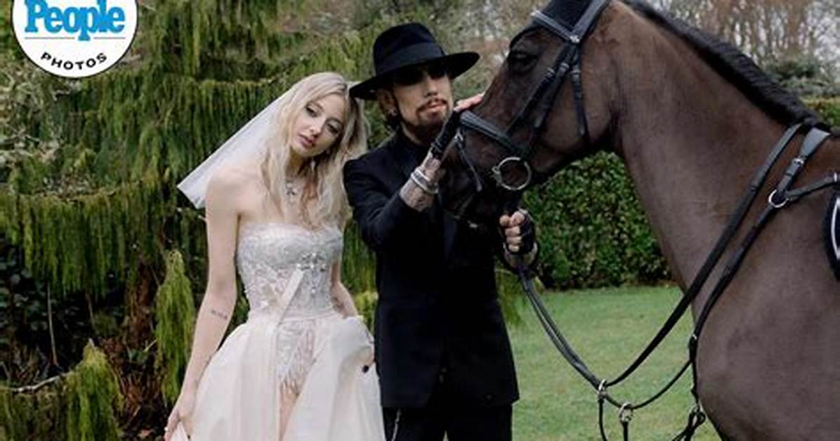 Dave Navarro's Love Story Explored
