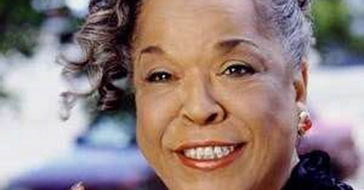Della Reese - Bio, Age, Wiki, Facts and Family ·