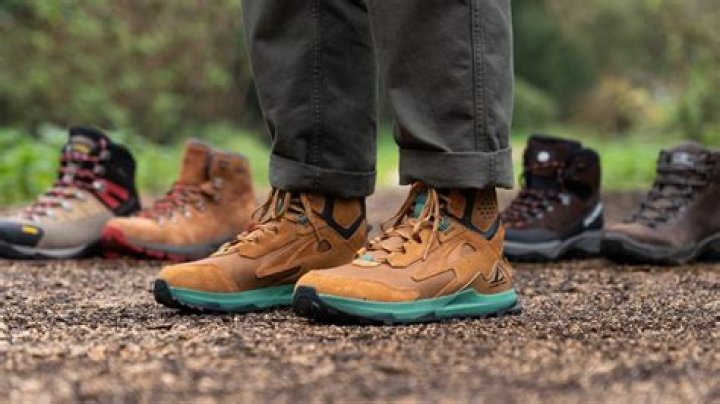 Discover the Best Hiking Boots of 2024 - Top Picks!