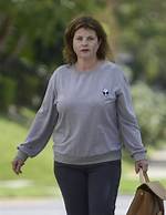 Exploring the Allure of Yazmine Bleeth: a Rising Star