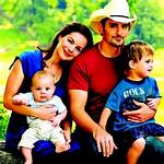 Exploring the Family Life of Brad Paisley: a Glimpse into His Kids