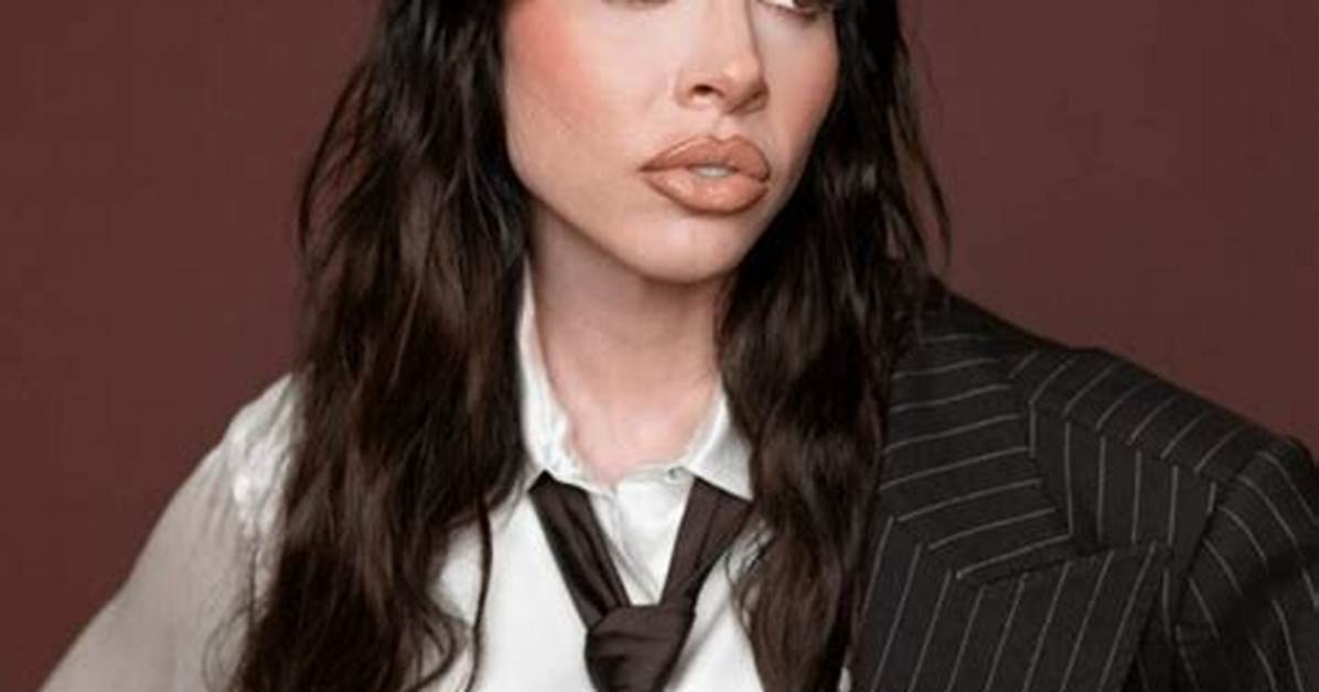 Is Leila Hormozi a Woman: the Truth Unveiled
