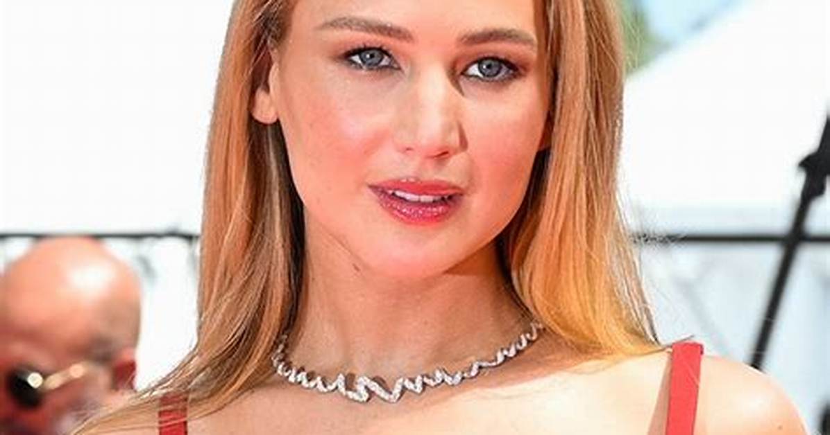 Jennifer Lawrence Reveals the Real Story Behind Those Flip-Flops at the 2023 Cannes Film Festival (E ·