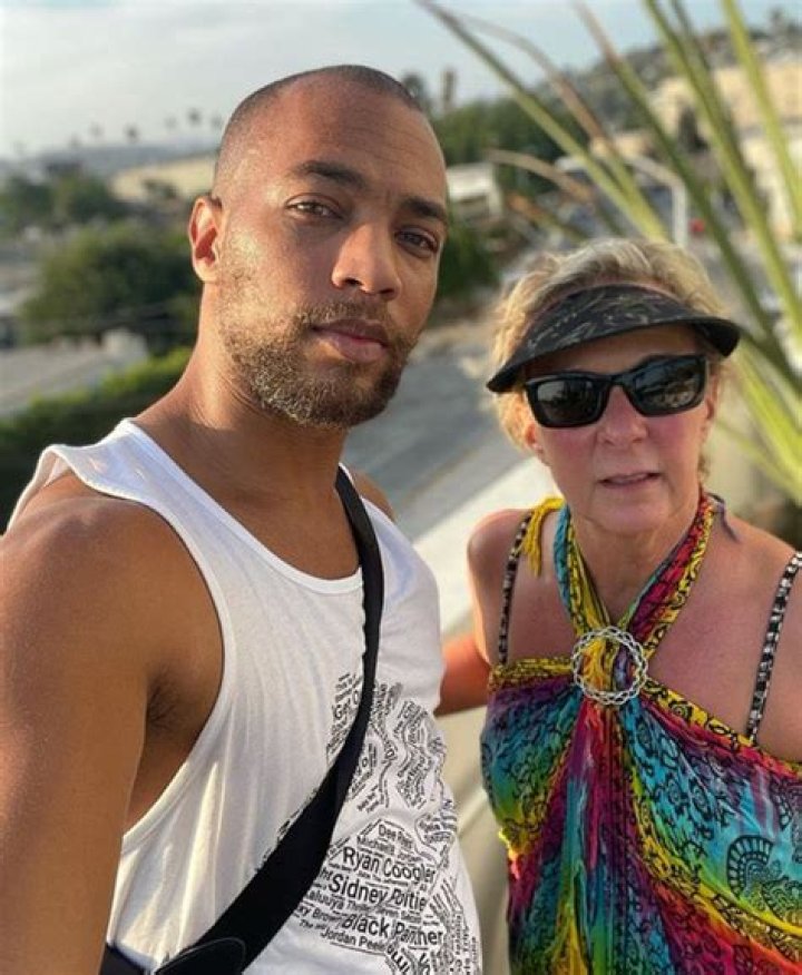 Kendrick Sampson's Parents: Daphne Smith & Hoyle Sr. - Family