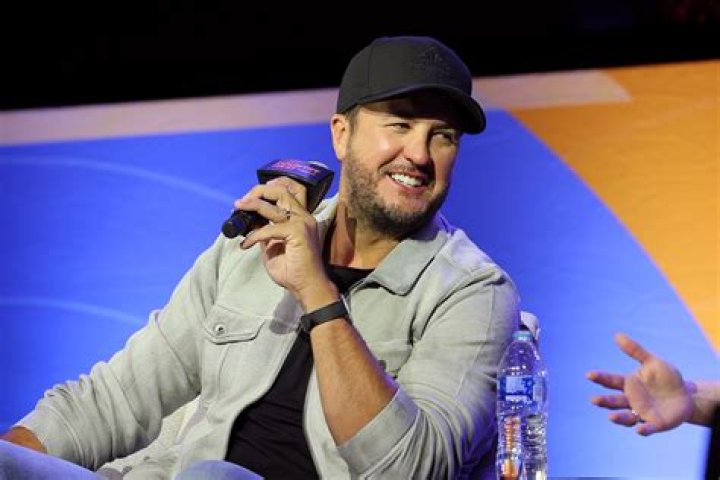 Luke Bryan's Political Views & Voting: Unveiling the Facts