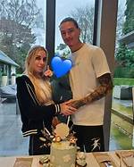Nunez's Girlfriend: the Woman Behind the Star