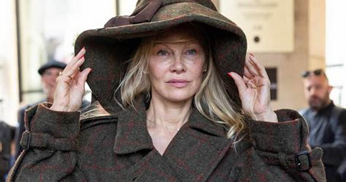 Pamela Anderson: Embracing Natural Beauty with No Makeup
