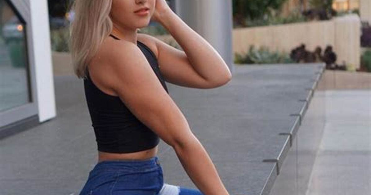 Pineapplebrat Height, Weight, Net Worth, Age, Birthday, Wikipedia, Who, Instagram, Biography
