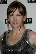Revealed, the Reason Behind Renee O'connor Divorce with Steve Muir, Who Is She Dating Now?