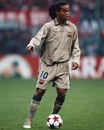 Ronaldinho: a Journey Through Time and Age
