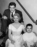 Rosemary Clooney – Biography, Spouse, Children, Sisters, Height, Dead or Alive?