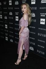 Sabrina Carpenter Height in Feet: Unveiling the Star's Physical Attributes