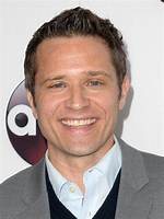 Seamus Dever Biography - Zblogs
