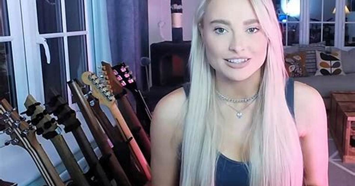 Sophie Lloyd: the Rising Star in the Music Industry