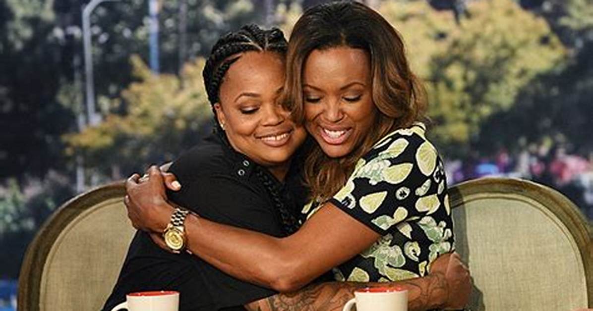 Unveiling the Love Life of Aisha Tyler: Who Is Aisha Tyler's Partner?
