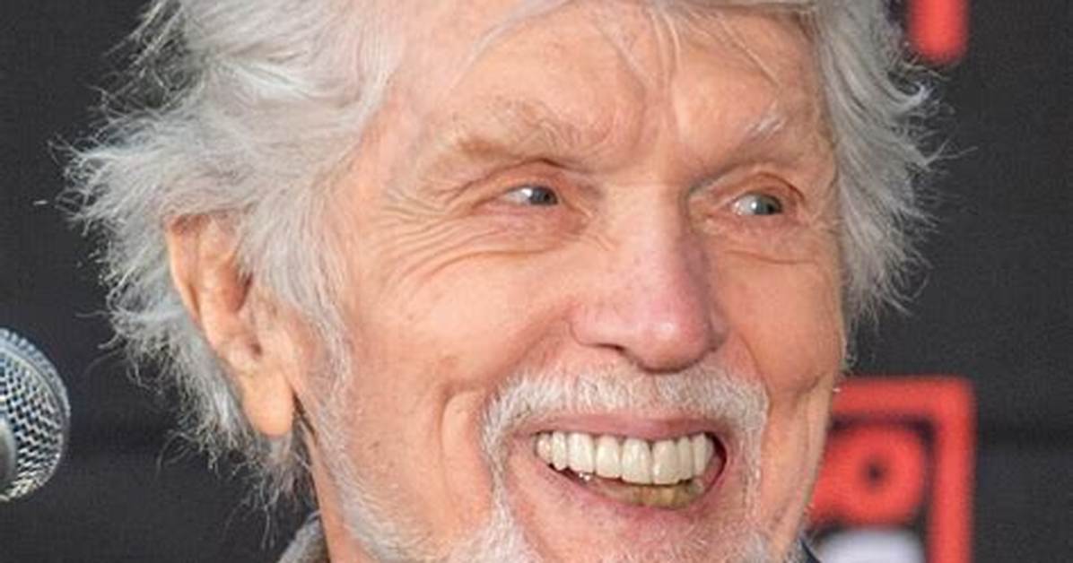 Unveiling Tom Skerritt's Life Partner: Discoveries and Insights