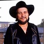 Unveiling Waylon Jennings: Height and Weight of a Country Legend
