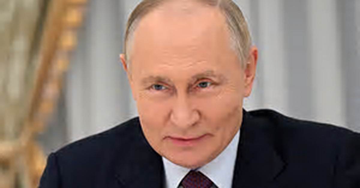 Vladimir Putin: Russia's Towering Leader