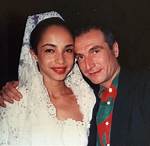 Who Is Sade Adu Married to - Full Insight